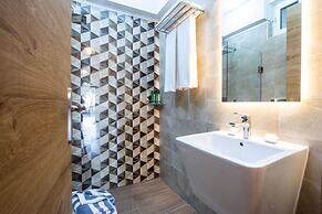 Remarkable Jasmine Apartment in Panormo