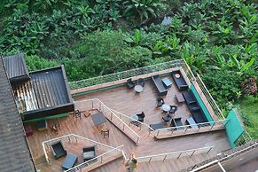 Valley Front View Hotel