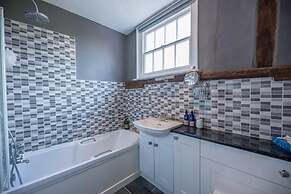 Bridge House, Kersey