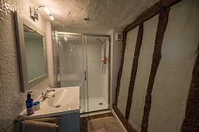 Bridge House, Kersey