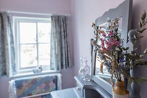 Bridge House, Kersey