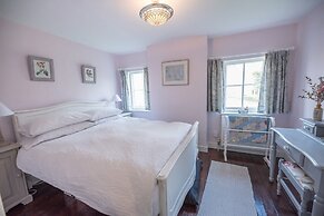 Bridge House, Kersey