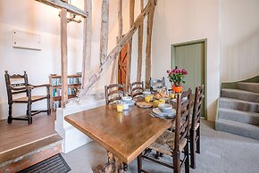 Granary Cottage, Valley Farm Barns Snape,