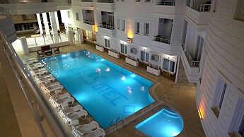 Club Efes Otel