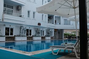 Club Efes Otel