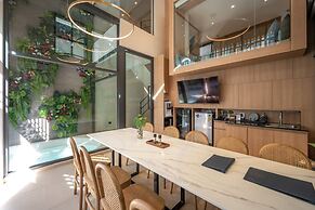 Shan Villas Sukhumvit