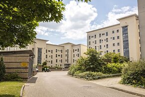 Belmont Apartments and Rooms