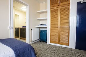 Belmont Apartments and Rooms