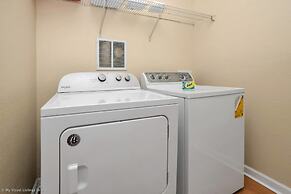 Polished, Luxurious Condo in Vista Cay, Near Themed Parks! #4vc206