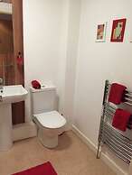 THE Sawmill Glossy Sleek Peaceful City Centre red