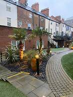 THE Sawmill Glossy Sleek Peaceful City Centre red