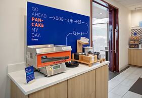 Holiday Inn Express and Suites El Paso North by IHG