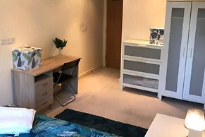 Apartment-sleeps4-balcony-parking-petsok