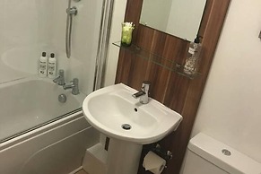 Apartment-sleeps4-balcony-parking-petsok
