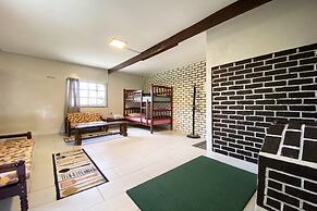 Lily Cottage & Kitchen