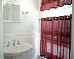 Charlevoix House - The Northside