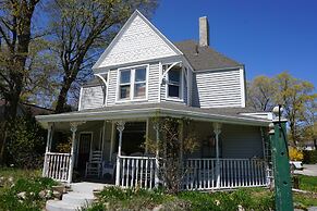 Charlevoix House - The Northside