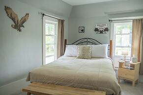 Charlevoix House - The Northside