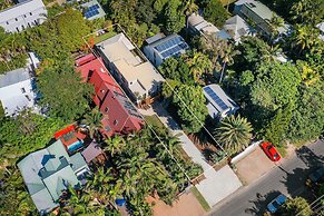 Your Luxury Escape - Coco Beach House