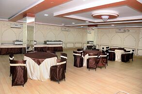 Mahal Rajwada Resort