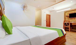 Treebo Calista, Patel Nagar