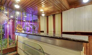 Treebo Calista, Patel Nagar