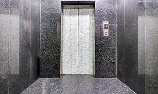 Treebo Calista, Patel Nagar