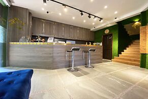 OYO 90262 Kota Kinabalu Homestay,villa & Suite Bou