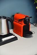 CentraL44 OMG CasuaL Suite