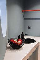 CentraL44 OMG CasuaL Suite