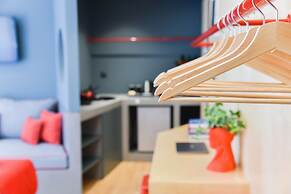 CentraL44 OMG CasuaL Suite