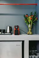 CentraL44 OMG CasuaL Suite