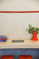 CentraL44 OMG CasuaL Suite