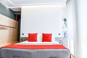 CentraL44 OMG CasuaL Suite