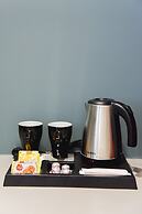 CentraL44 OMG CasuaL Suite