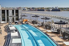 Four Seasons Hotel New Orleans