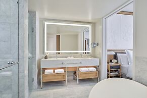 Four Seasons Hotel New Orleans