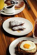 Four Seasons Hotel New Orleans