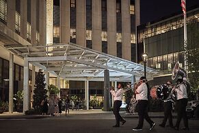 Four Seasons Hotel New Orleans