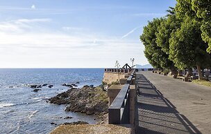 Best Located in Alghero old Town Steps to sea Attic Emerald