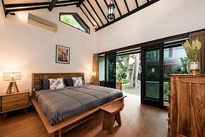 3 Bedroom Authentic Villa In Canggu