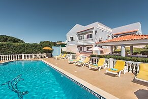 Villa Cadre - 5BR w Private Pool & Snooker Table