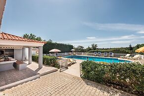 Villa Cadre - 5BR w Private Pool & Snooker Table