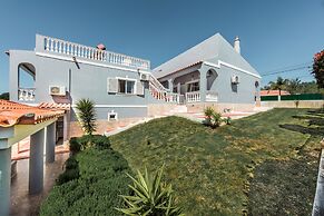 Villa Cadre - 5BR w Private Pool & Snooker Table