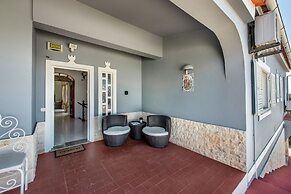 Villa Cadre - 5BR w Private Pool & Snooker Table