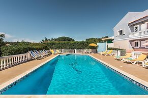Villa Cadre - 5BR w Private Pool & Snooker Table