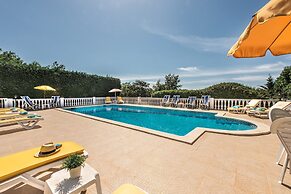 Villa Cadre - 5BR w Private Pool & Snooker Table
