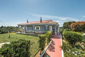 Villa Cadre - 5BR w Private Pool & Snooker Table