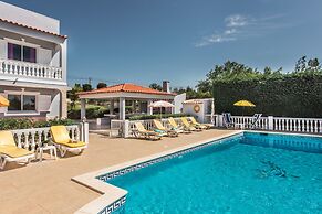 Villa Cadre - 5BR w Private Pool & Snooker Table