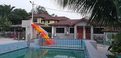 Mri Homestay Sg Buloh - 3 Br House on First Floor With Centralised Poo